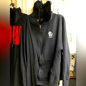 Men’s Full-Zip Animal Hoodie. Size Large.